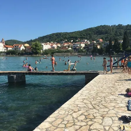 Apart Mani Di Lauro Apartman Preko
