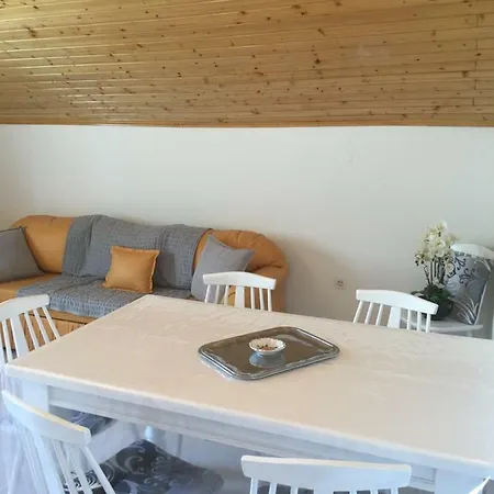 Appartement Apart Mani Di Lauro Preko